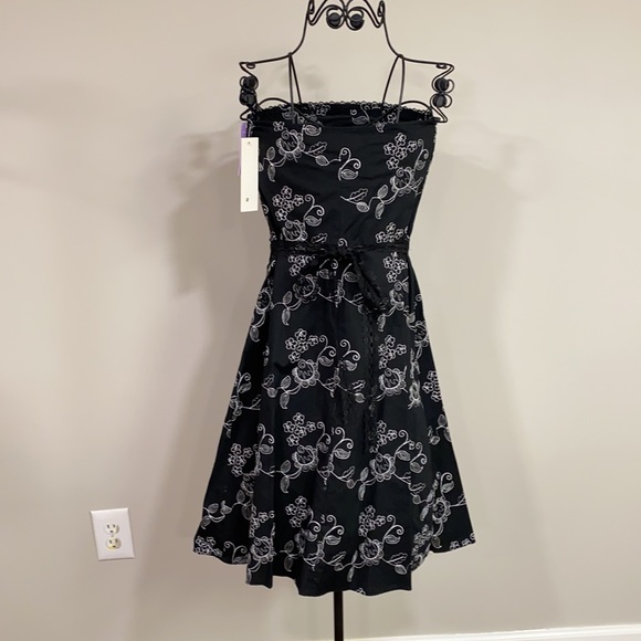 Necessary Objects Black Dress - Picture 6 of 7